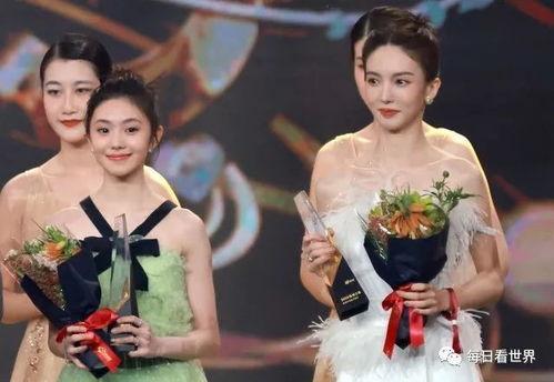 娱乐圈八卦吃瓜爆料恋爱,明星情侣甜蜜恋情曝光，甜蜜瞬间引网友热议